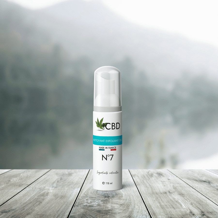 CBD EXFOLIATING CLEANSER